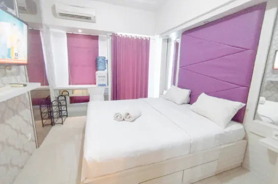 Purple Touch Studio at Orchard Supermall Mansion Apartment By Travelio