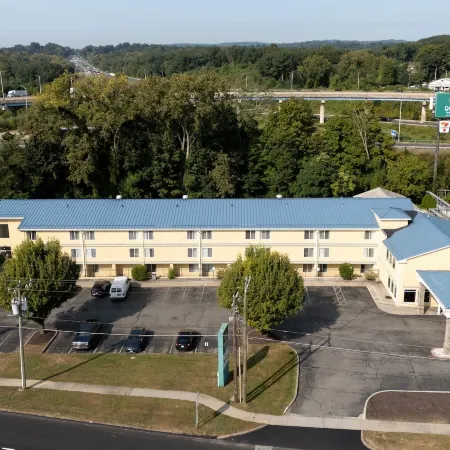 Quality Inn & Suites Danbury Near University