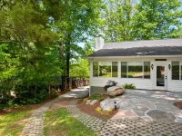 Spacious 3BR Cottage w Epic Patio Walk to Town