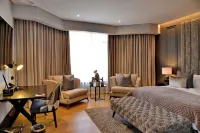 Apogee Boutique Hotel & Spa