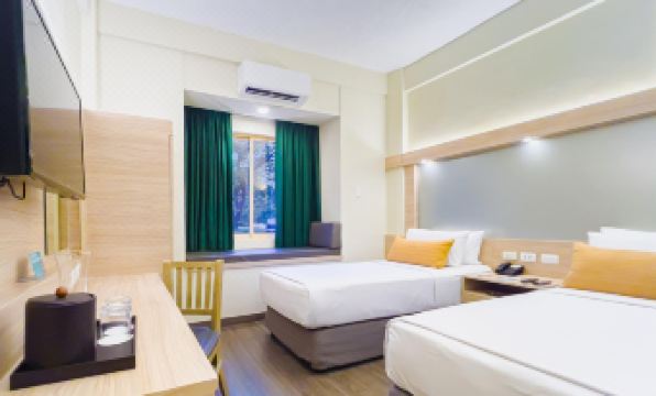Microtel by Wyndham Tarlac