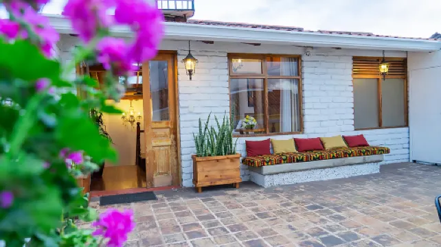 Casa de Blanca Suites