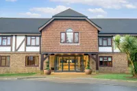 Felbridge Gatwick Hotel & Spa - Pools