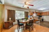 Rural Byron Retreat w/ Scenic Surroundings + Yard! - Wifi