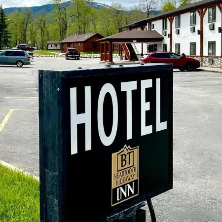 Beartooth Hideaway Inn & Cabins