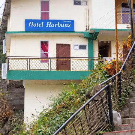 Hotel The Harbansh Near Mall Road
