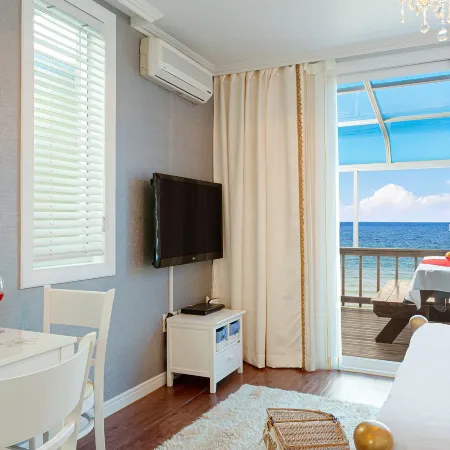 Yangyang White Sand Pension