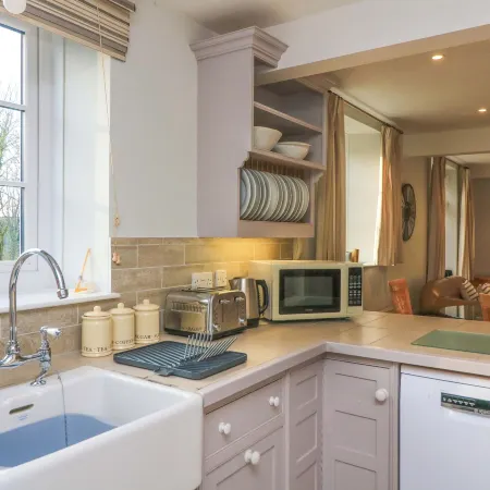 Blackstone Cottage