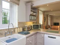 Blackstone Cottage