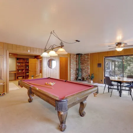 Mtn & Valley Views! Rimforest Lodge w/ Fireplace