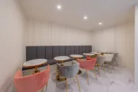 Den Basta Hotel Changwon Branch - 2-Star