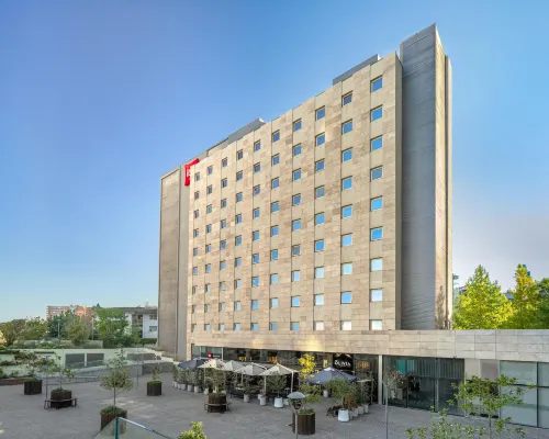 이비스 산티아고 라스 콘데스 비타큐라 주변 호텔