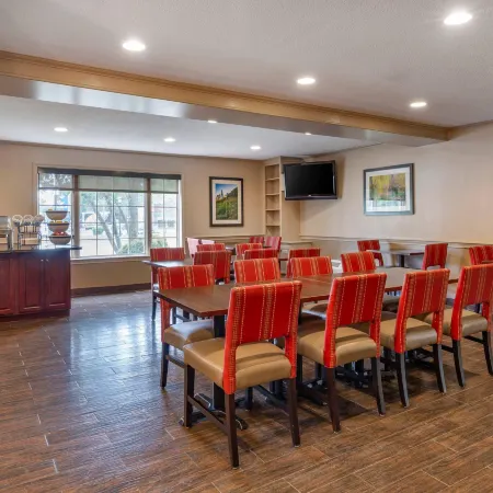 MainStay Suites Foxboro - Mansfield