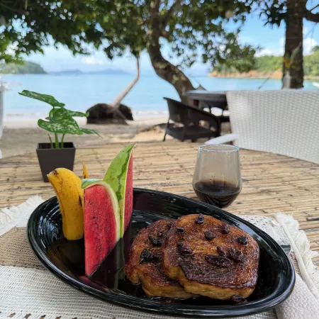 Baia beachfront boutique lodge