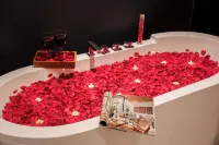 Staymaster Casa D'amaaya 4BR- Pool - Villas