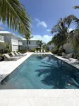 Treasure Cay, Palm Bay 7, Anchorage Drive - piscina
