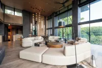 Corniche Hirafu - 5-Star