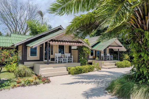 Phangan Beach Resort - 3-Star