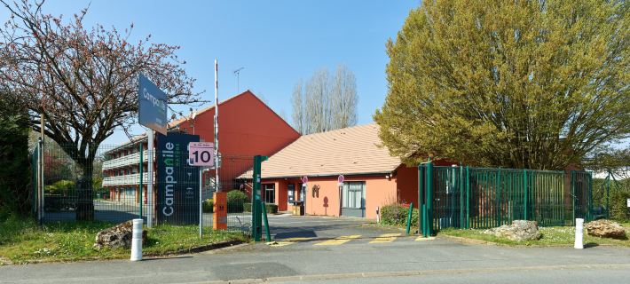 Campanile les Ulis Hotels in Essonne