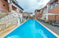 Modern poolside flat with game room acess