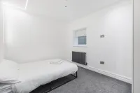 Modern Brixton Flat 7 -  Ferienwohnungen