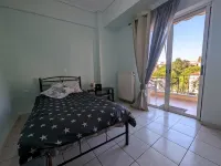 Central Apartment in Agios Konstantinos - Homestays