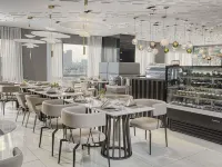 Novotel Suites Manila at Acqua - breakfast