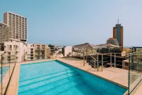 Spinola Hotel - Rooftop Pools