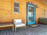 Red Elephant 4BR - Fire Pit - River & Downtown Hotels in Hailey