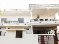 Hotel Moti Mahal Hotel berhampiran Stupa Chaukhandi