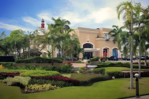 The Lighthouse Marina Resort