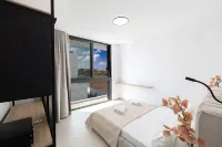 New 4 bedroom villa with pool, 100 Meters from the beach - Vila