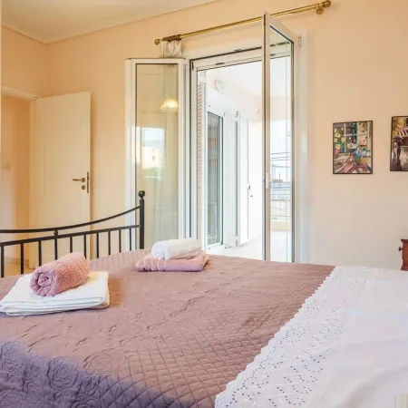 Spacious Urban Haven-Family Home, Perfect location