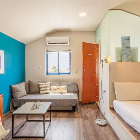 Chic Loft with Roof Garden and Panoramic View!