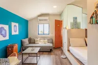 Chic Loft with Roof Garden and Panoramic View! - 2-Star