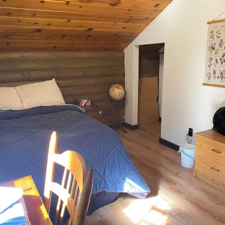 Valdez Lodge