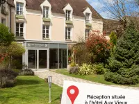Residence the Originals Demeure des Remparts Hotels in Provins