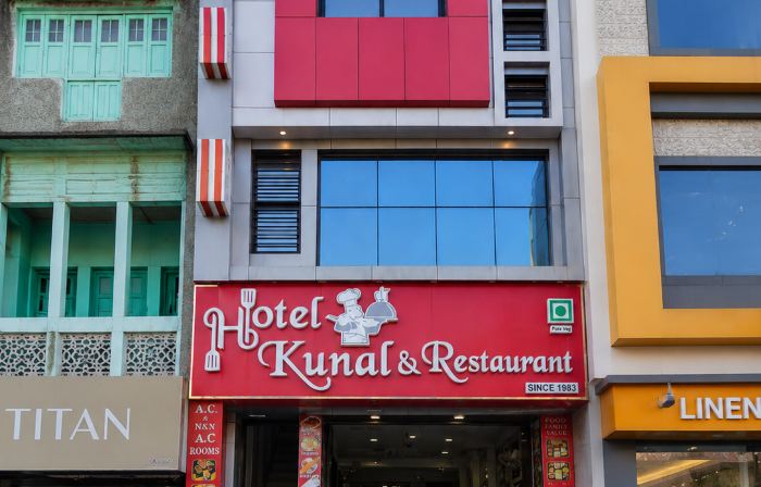 Hotel Kunal & Restaurant since1983
