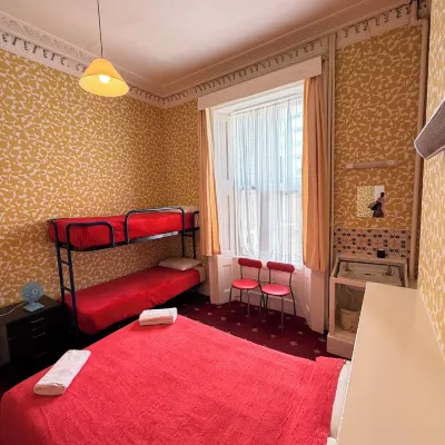 Bluedaws Private Hotel Hotels near Paddington Station