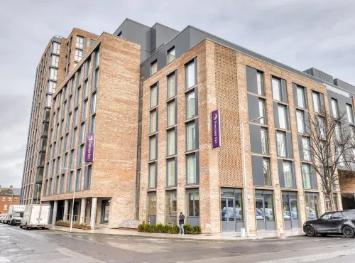 Premier Inn Dublin City Centre (The Liberties) - Quầy Bar