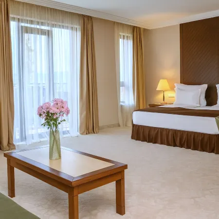 Maxi Park Hotel & Spa
