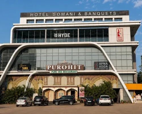 Hotel Somani Wakad Hotels near Bajaj Auto