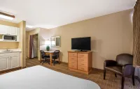 Extended Stay America Select Suites - Denver - Tech Center South - Kitchen