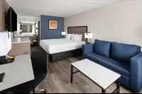 Baymont by Wyndham Fayetteville - 2-Star