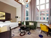Sheraton Hannover Pelikan Hotel Hotels near Kleefeld
