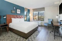 Four Points by Sheraton Ontario-Rancho Cucamonga - Parking