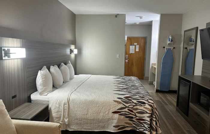 Red Roof Inn & Suites Middleborough