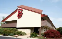 Red Roof Inn North Charleston Coliseum - Parkplatz