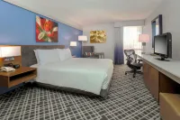 Hilton Garden Inn Dallas/Market Center - bar