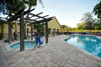 Homewood Suites by Hilton Ocala at Heath Brook - Pools